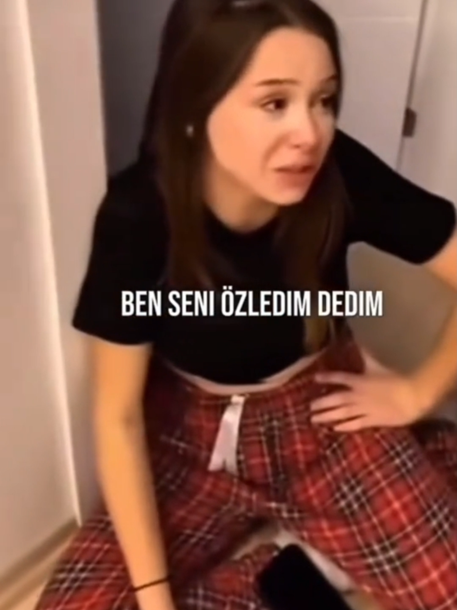 Ben Seni Özledim Dedim Napim Diyoo :) Keşfetten Geldiysen Takip Et burada Kopacak… ARKADAŞINA GÖNDERMEYİ UNUTMAAA :))) #keşfet #keşfetteyiz #instagram #viral #tiktokviral #viraltiktok
