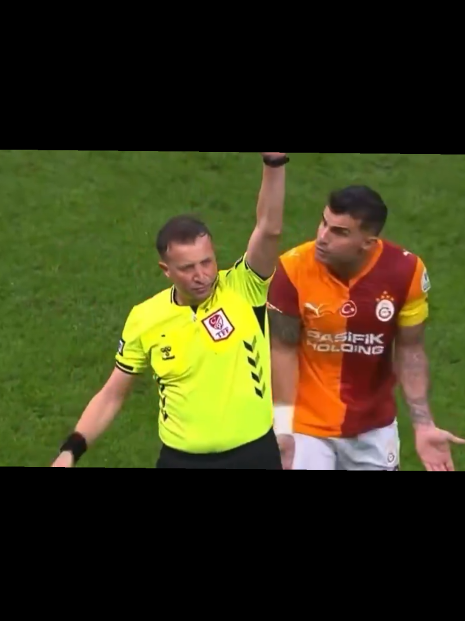 Neden? Çünkü art niyetlisin! #gsvbjk #galatasaray #beşiktaş #yasinkol #hakem 