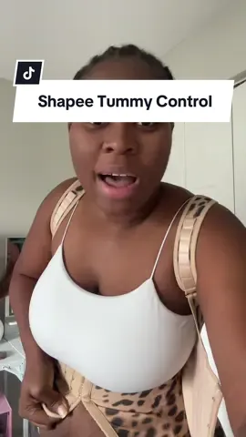 I can’t believe this is even fitting me! #postpartum #postpartumjourney #postpartumbody 