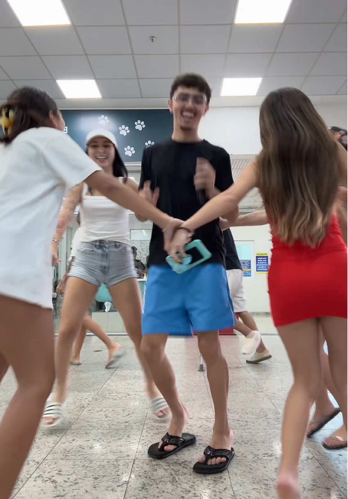 pov viemos no mercado e o breno quis vir junto