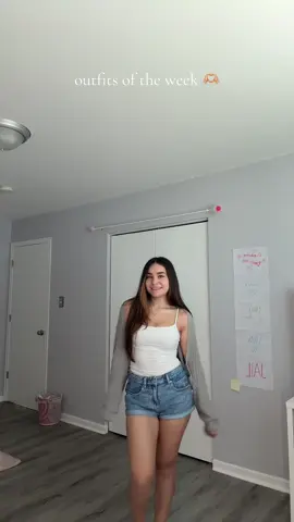 I forgot to film fridays outfit  #OutfitsOfTheWeek #outfitideas #outfits 