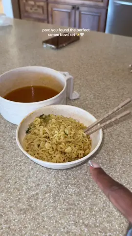 the perfect ramen bowl set 😍😍😍 #ramen #ramenhacks #ramenbowl #ramenbowlset #tiktokshopfalldealsforyou 
