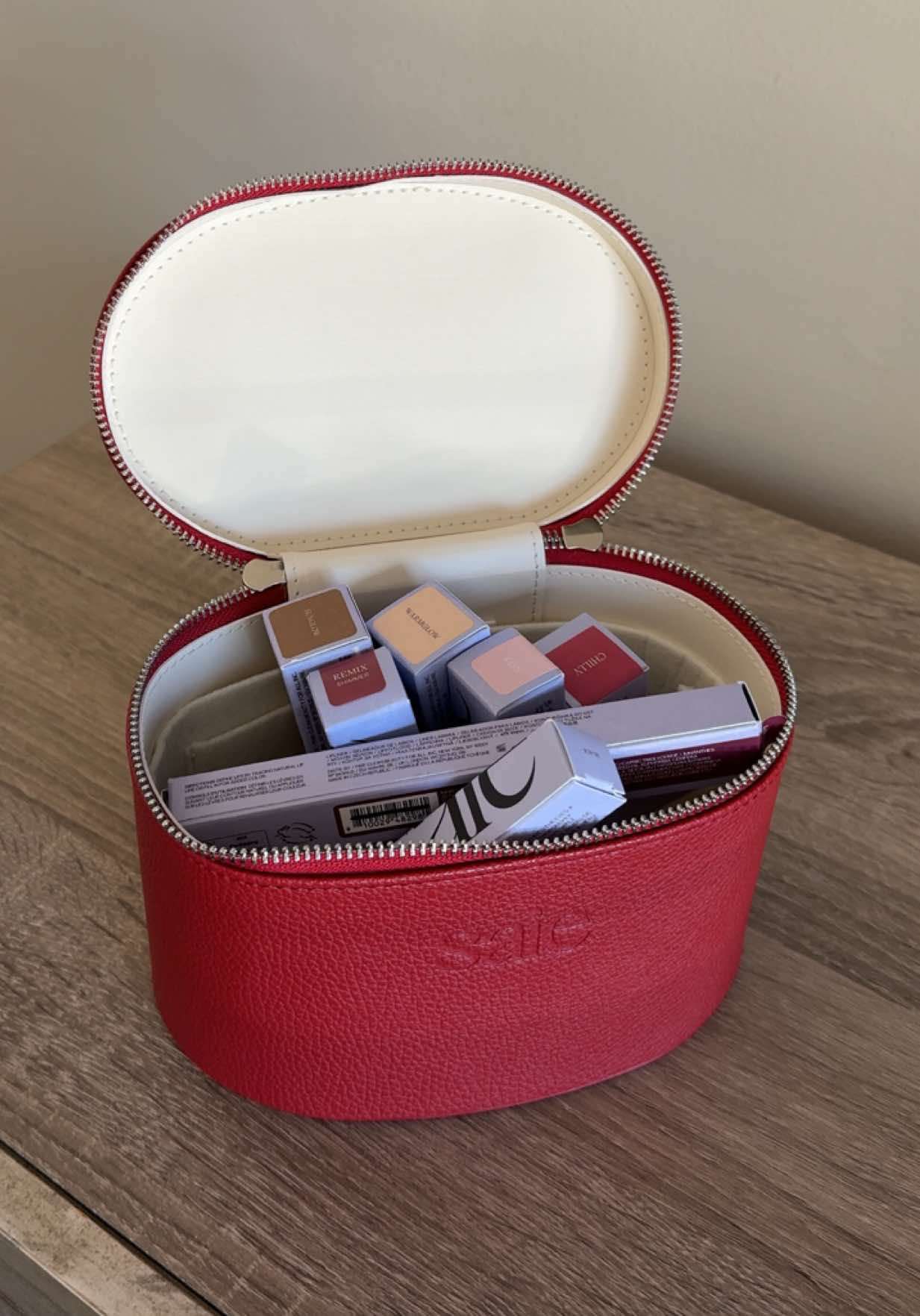Obsessed💌✨💄#saie #saiebeauty #saievanitycase #makeup #unboxing 