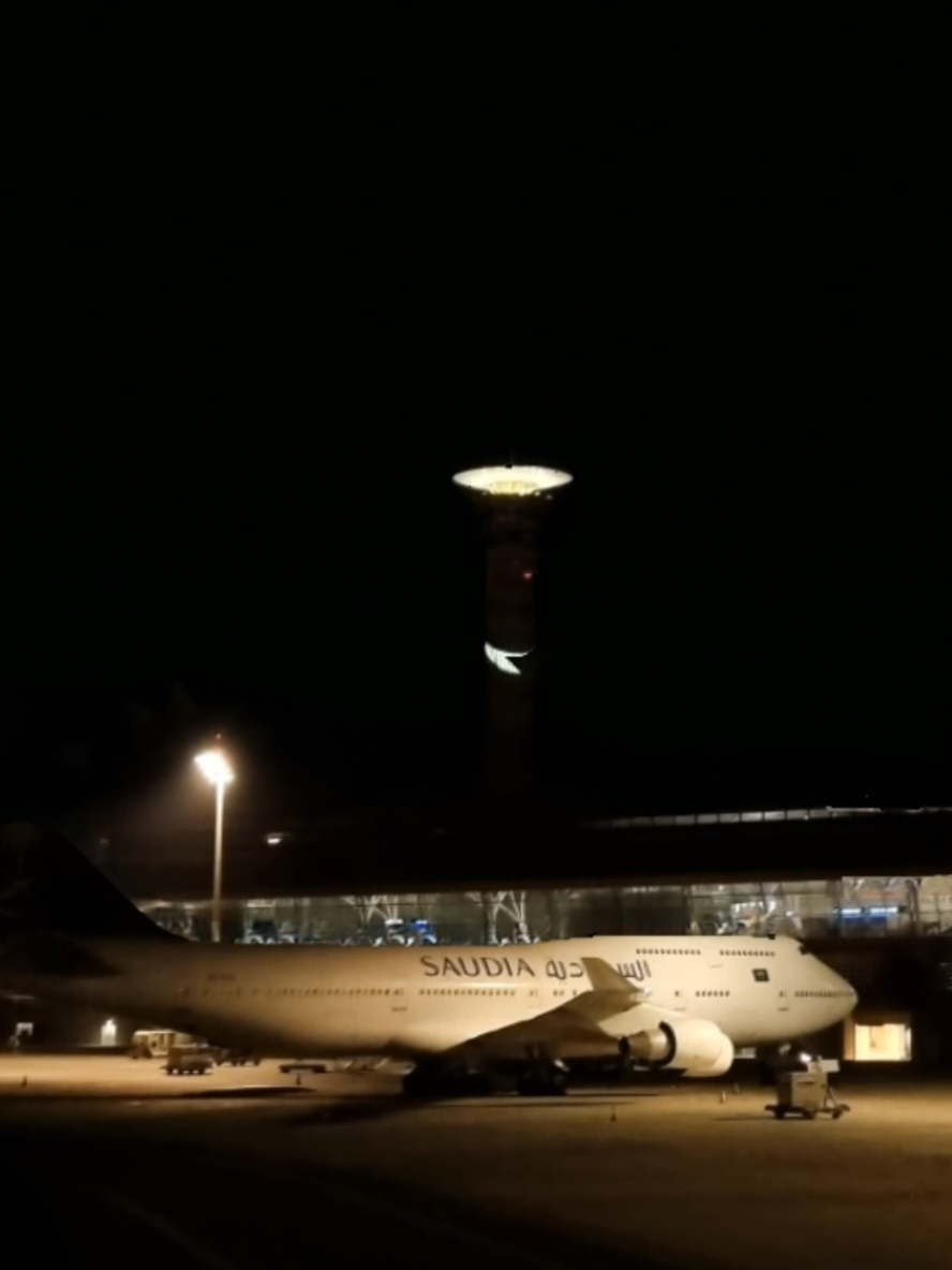 The QUEEN 😮‍💨👑 #aviation#avgeek#b747#fyp#jeddah 