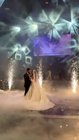 für uns ist euer erster Tanz etwas ganz besonderes 💌  #wedding #fyp #foryouu #content #viral 