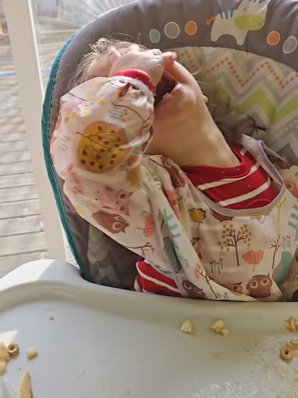 Like ok girl....we get it 😄 🤣 #Momtok #Momof3 #GirlDrama #CreatorSearchInsights #Momcontent 