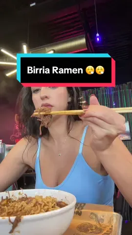It was a rainy day today so this was perfect. Add like and hot sauce please please ! 1000/10 #birriaramen #orlandofoodie #talkintacos #talkintacoslakenona #lakenonafood