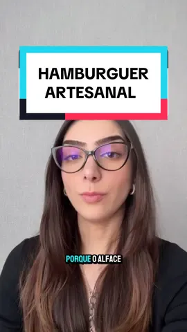 Uma Grande Gostosa sabe aprecisar a arte de um hambúrguer artesanal 🍑