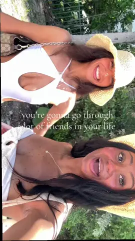 You’ll only be 22 in Miami once 🫶🏾 @Cheyanne Gruetzmacher #fyp #fypシ #friends #miami 