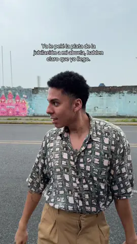 el tío que desayuna y se queda libre #chiclebomba #yalmar #fyp 