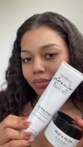 Con @Reapandglowskincare descubrí una rutina de skincare que combina ingredientes botánicos únicos con ciencia clínica, logrando resultados visibles desde los primeros 7 días. 🌿💧 Un ritual auténtico, vegano y dermatológicamente probado que deja tu piel luminosa y saludable. 💫 #reapandglow  #skincarenatural  #skintok  #skincareroutinetips  #naturalskincare 