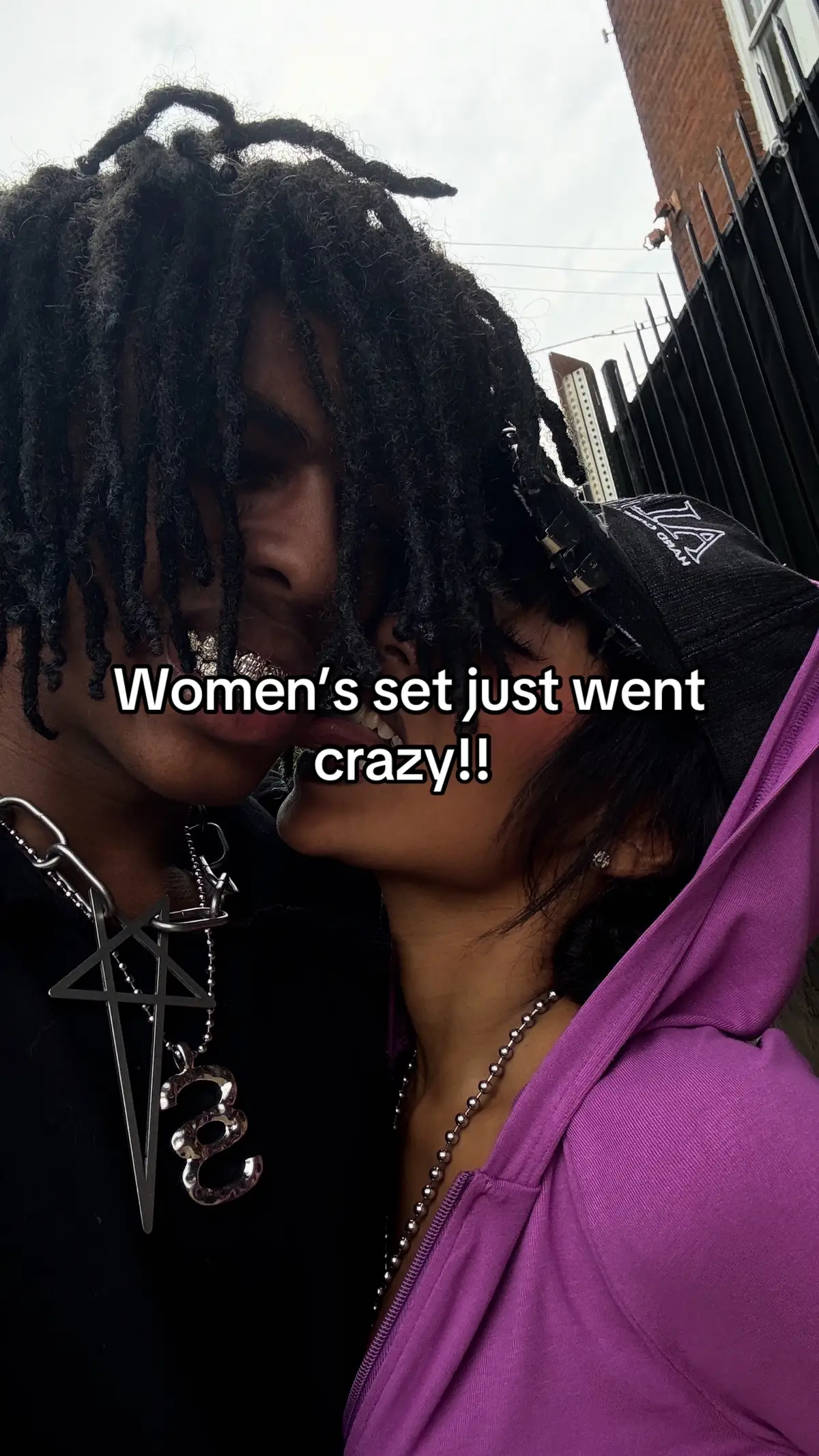 go even crazier for me girls #yogaset #veryrare #clothingbrand #loungewear #bodybyraventracy 
