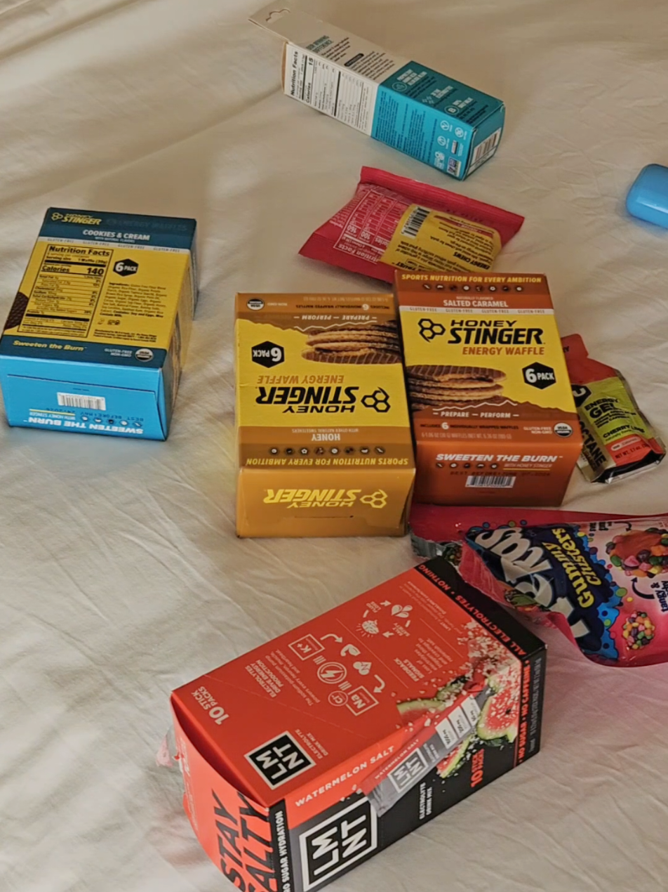 any suggestions ofc I'd love to hear!!🫶🫶 Longer runs in the double digits means more fuel needed! #halfmarathontraining #Running #electrolytes #runtok #halfmarathon 