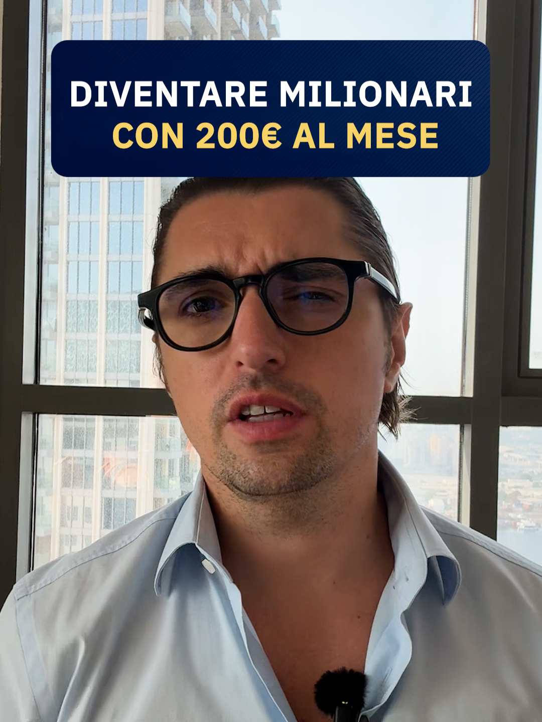 Tutti vogliono diventare milionari, ma pochi sanno quanto serve davvero per riuscirci. Con 200€ al mese, investiti sull’S&P 500, potresti arrivare a 1 milione di euro in 40 anni. E sai qual è la parte incredibile? Solo 96.000€ sono soldi tuoi. Gli altri 900.000€ arrivano dai rendimenti e dall’interesse composto. 📈 Con 300€ al mese ci vogliono 35 anni. 📈 Con 500€ al mese, 30 anni. 📈 Con 1.000€ al mese, solo 25 anni. Il segreto non è investire tanto: è iniziare presto. Perché ogni anno che aspetti, il costo del tempo raddoppia. Se vuoi partire clicca il Link in bio per ricevere la mia guida gratuita su come iniziare a investire