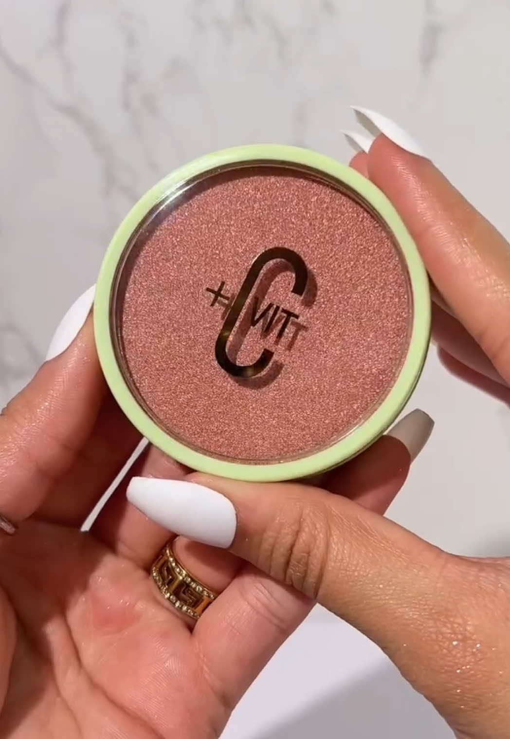 Brighten Your Glow ✨ This GLOWtober, let your radiance shine with our +C Vit Glow-y Powder! Infused with brightening Vitamin C, skin-loving antioxidants and radiance-boosting botanicals, it leaves skin with a soft, luminous finish that captures your natural Glow. Your go-to beauty essential for effortlessly radiant skin — all season long! 🌟 @mia_glam  #PixiBeauty #Makeup #Colourtreats #VitaminC #GLOWtober #PixiGlow