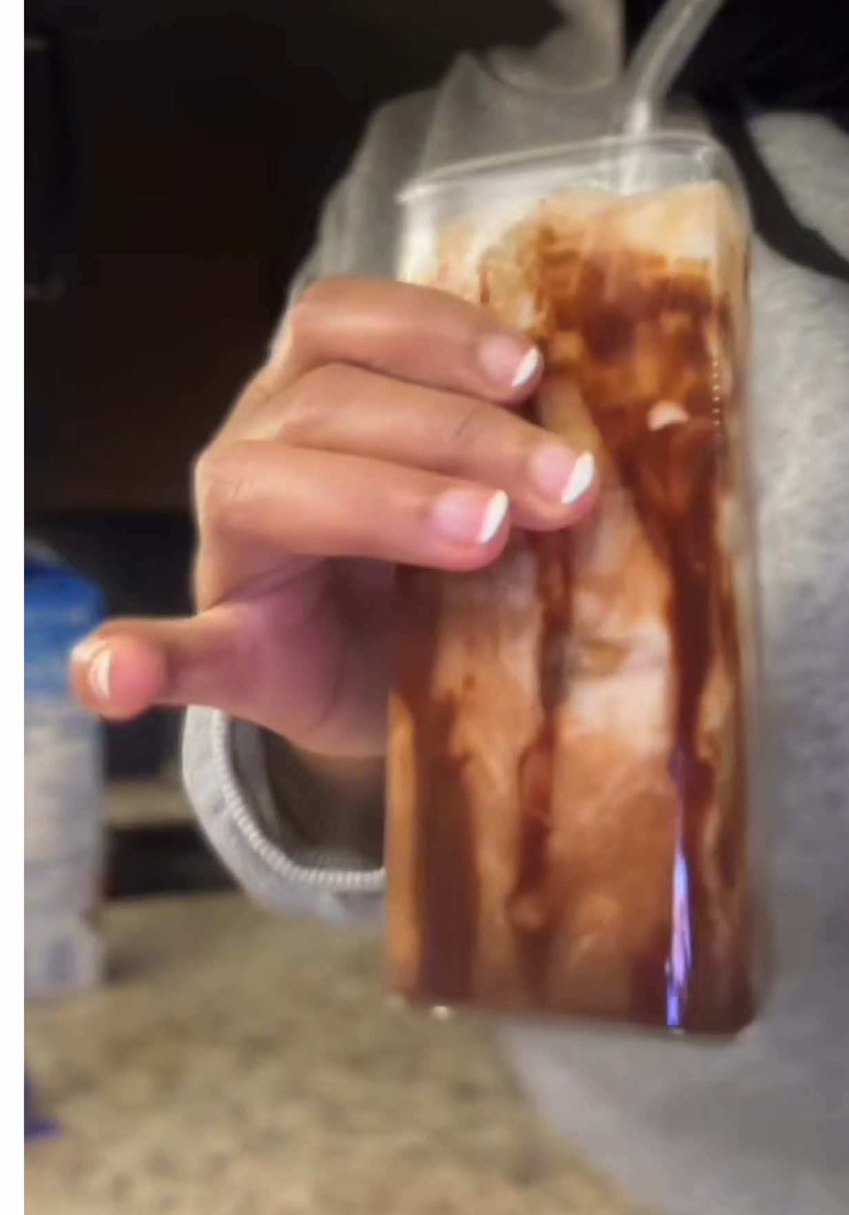 let’s make my late night drink with a little joke 😁🤣✌🏻###icedchiatealatte🤎