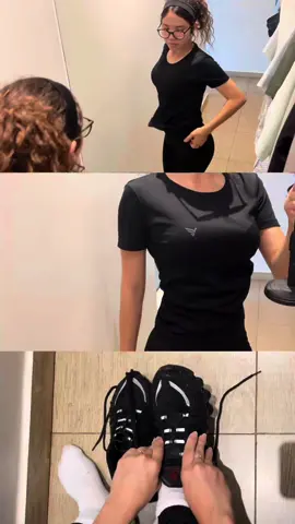 Sou apaixonada por essa camiseta! No meu insta tem a loja pra vcs garantirem conforto no treino de vcs tbm! #fyp #GymTok #fy #foryoupage #viral 