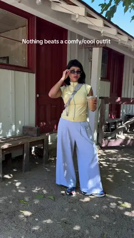 Nothing beats a comfy/cool outfit   Pants @aerie  Mules @Salomon x @Maison Margiela  Bag @UNIQLO USA  #fyp #sportystyle #whatiwore   #fitinspo#jorts    #outfit #salomonxt4 