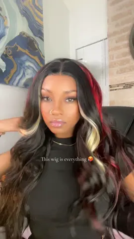 For a synthetic wig this hair is really soft! And the colors are everything ✨#syntheticwig #highlightwig #budgetfriendly #fyp #fallcolors 