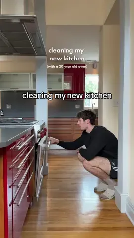 this might be the first time this oven has been deep cleaned since it was installed 20 years ago 😂 messy job but looks so much better! cleaning inspo: @Jack Callaghan  #cleaning #deepcleaning #cleaningtips #StressRelief #asmr