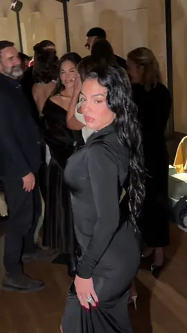 #georgina #georginarodriguez #balenciaga #pfw #TikTokFashion 