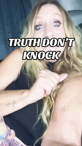 I wasn’t even looking for the truth, it burst in like the swat tactile team. Your never ready🤷‍♀️ #7am#truth#reallifedrama #foundout 