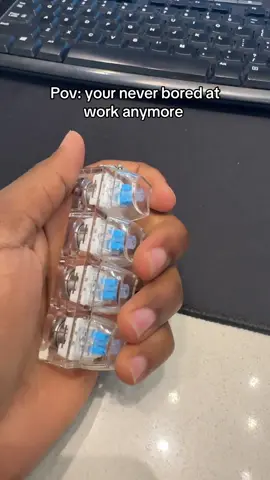 all I do is click now #fidgettoys #keyboardasmr #tiktokmademebuyit #fyp 