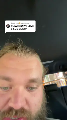 Replying to @H🤵‍♀️ I love billie #funny #viralllllll #fypage #billieeilish 