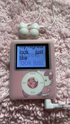 ¿Que otra canción ponemos? link in bio #macmiller #lana #mp3 #musicvibe #hellokitty        Todo amante de hello kitty y la música necesita este increíble reproductor mp3 hello kitty ¿tu también querrías este increíble reproductor mp3 para escuchar música con diseño hello kitty? … Mp3 reproductor de música hello kitty