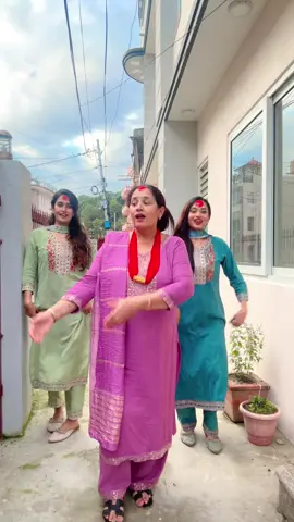 Aauthyo Dashin aauna ta paileni ❤️😘@रोस्नी🌷 @Radha Sharma 