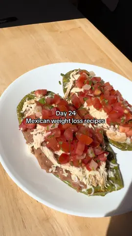 Most weight loss advice wasn’t made for us.  It tells you to cut tortillas.  Skip family dinners.  Avoid arroz, frijoles, tamales… But when your food holds memories—not just macros—that kind of advice doesn’t stick. That’s why working with a Latina nutrition coach makes all the difference.  Because I know what it’s like to want results without erasing your roots.  And after helping thousands of Latinas transform their bodies and rebuild their habits, I’ve seen it firsthand: You don’t need to quit your cultura.  You just need a plan that honors it. Drop “sabor” in the comments and I’ll send you my free guide to help you get started—because your food isn’t the problem.  The plan that asked you to give it up is. #LeanLatinaHabits #LatinaNutritionCoach #LatinasLosingWeight #HealthyConSazon #SaborSinSacrificio #LatinaWellness #MexicanFoodSwaps #FatLossWithoutRestriction #CulturalWellness #HabitsNotDiets