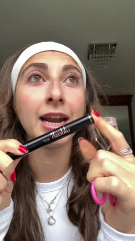 UKLash is just a must for every girl …. #uklash #lashserum #lashgrowth #longlashes 