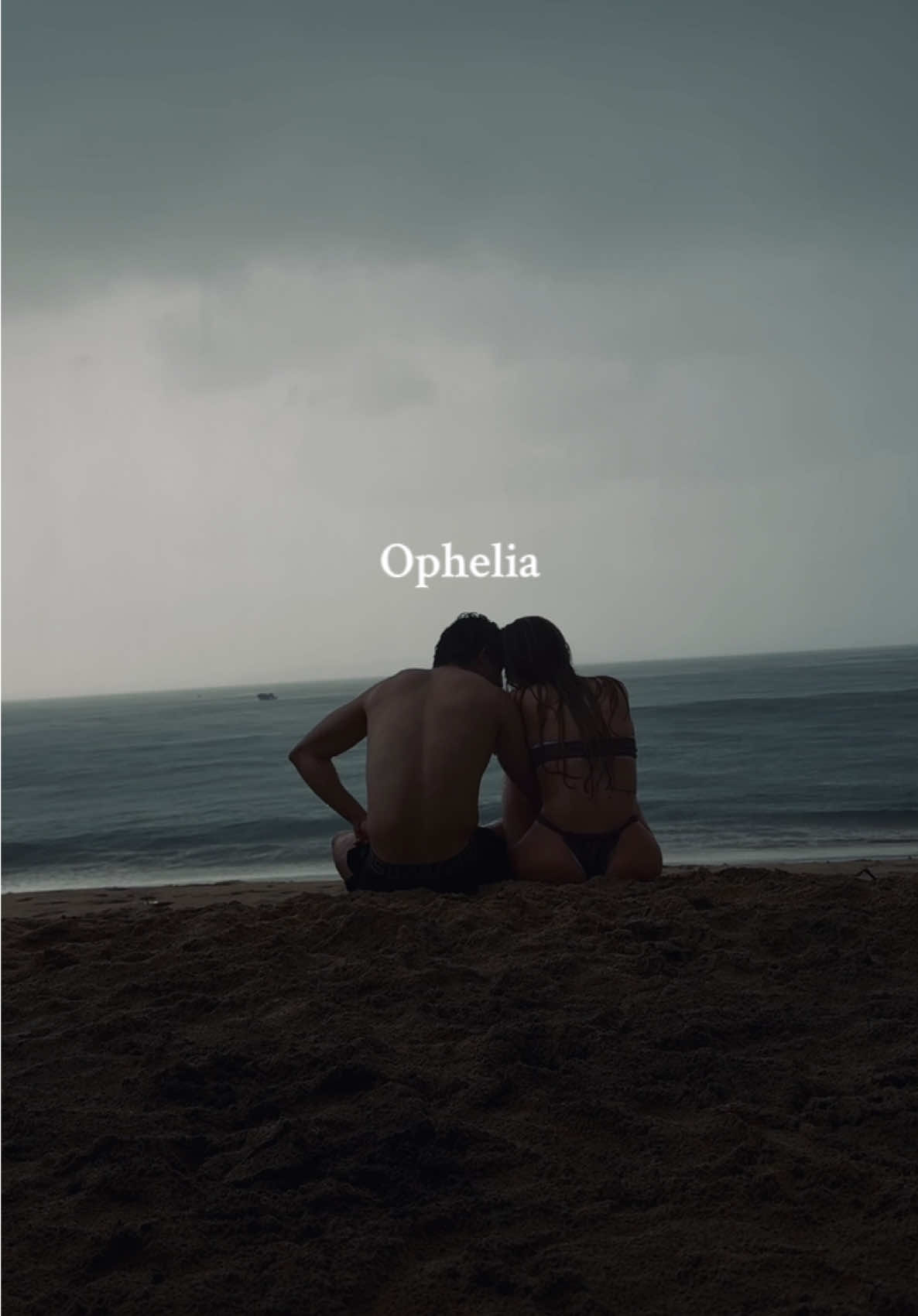 You saved my heart from the fate of Ophelia 🧡 #swiftie 