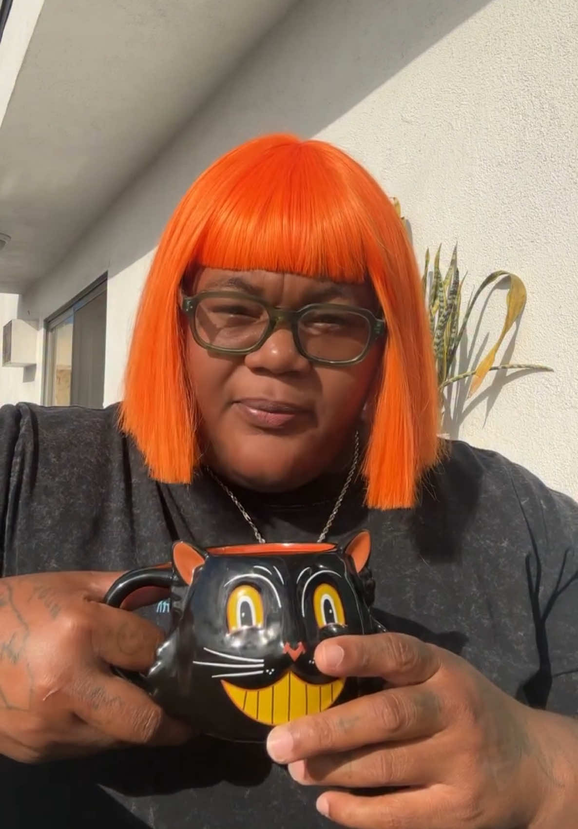 SHE WANTS TO BE SENT THRU THE MATTRESS! #lgbtq #fyp #trending #storytime #lol 