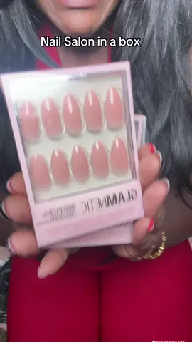 Still in my press on nail era because @Glamnetic gets me together, everytime.  #pressons #pressonnails #glamnetic #diynails #beauty   