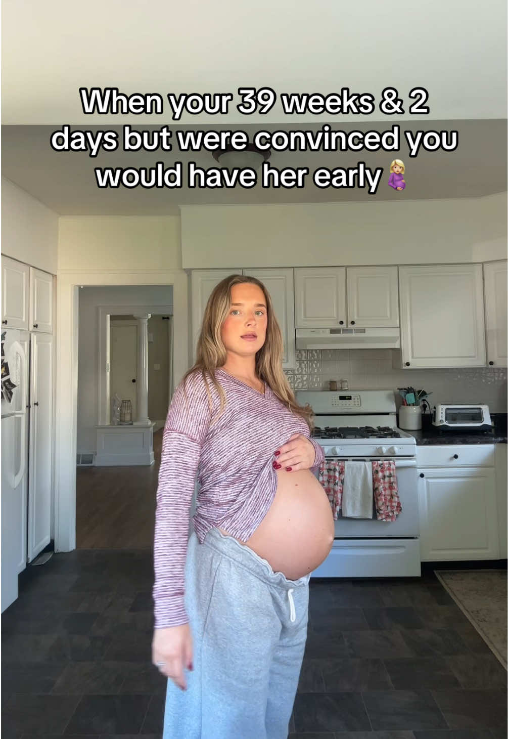 counting down the daysssss🥹🥹 #pregnant #thirdtrimester #39weekspregnant #firsttimemom #octoberbaby 