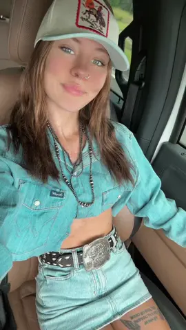 ###cutiepie #outfit #blueeyes #godisgood #Love 