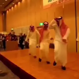 رياكشن رقص سعودي #viral #fyp #foryou #رياكشن #f 