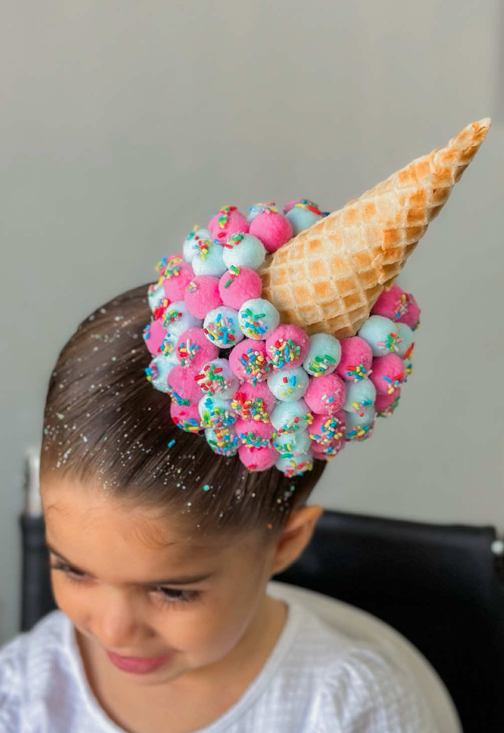 Penteado infantil cabelo mAluCo🤪🍦 . . . . . . . #penteadoinfantil #cabelomaluco #penteadomaluco #maedemenina #maternidade 