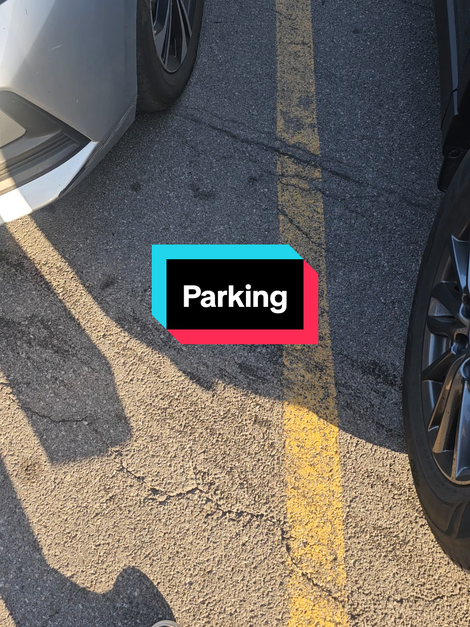Why are people the way that they are? #jet2holiday #parking #badparking #syracuse #destinyusa 
