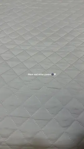 Outfit 🌚🤍✨ @SHEIN #sheinoutfits 