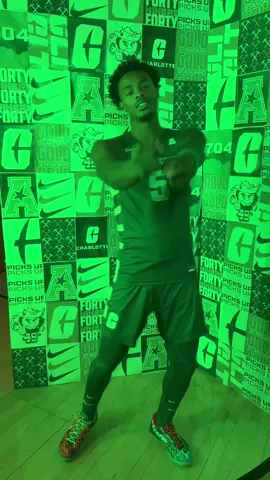 Where my wag at 🤧