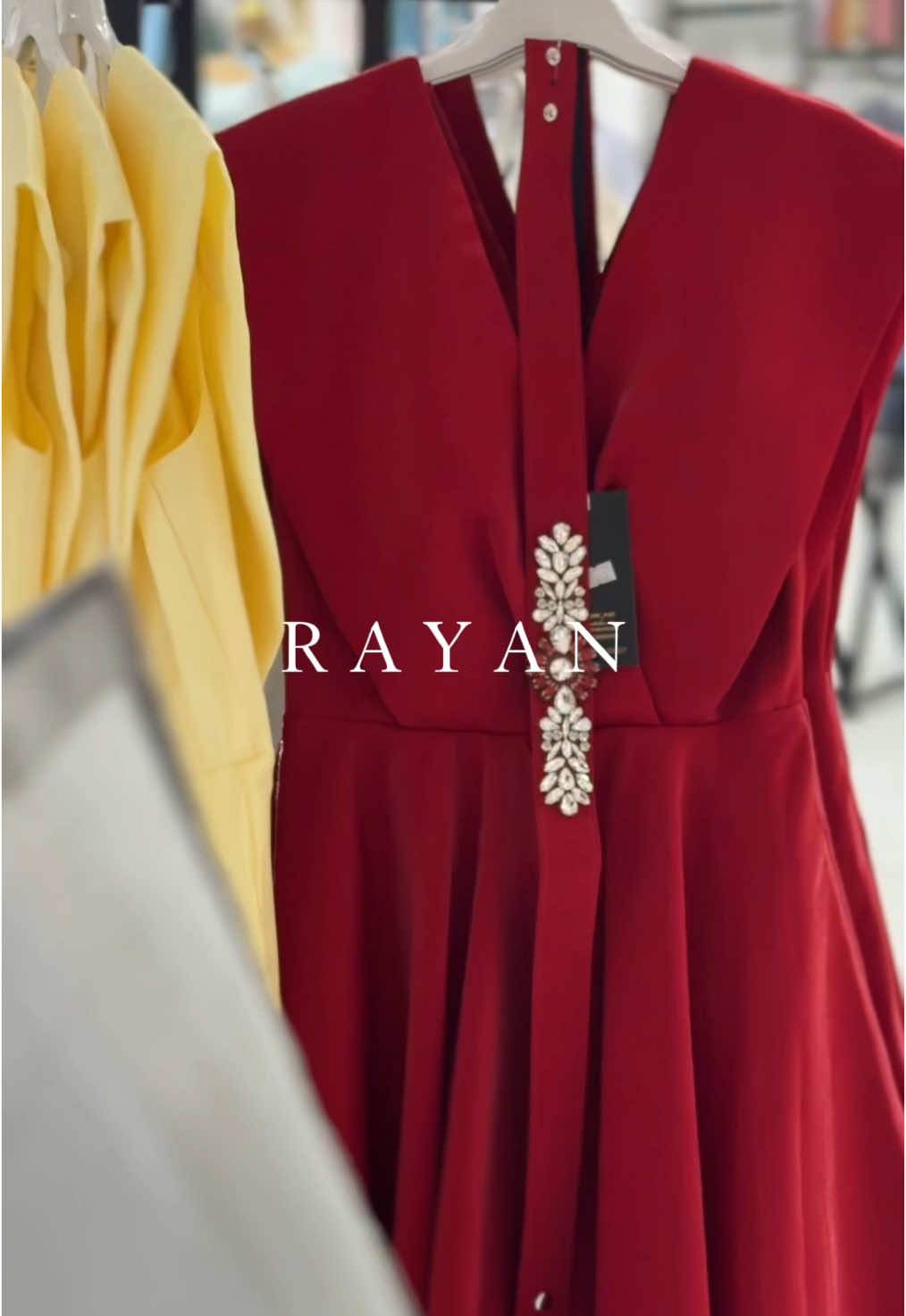 RAYAN🦋 العنوان📍 زليتن __ طريق الفندق الجديدة  يوجد توصيل لجميع مدن ليبيا ✅🚛 لتواصل ع الواتساب 0912255227