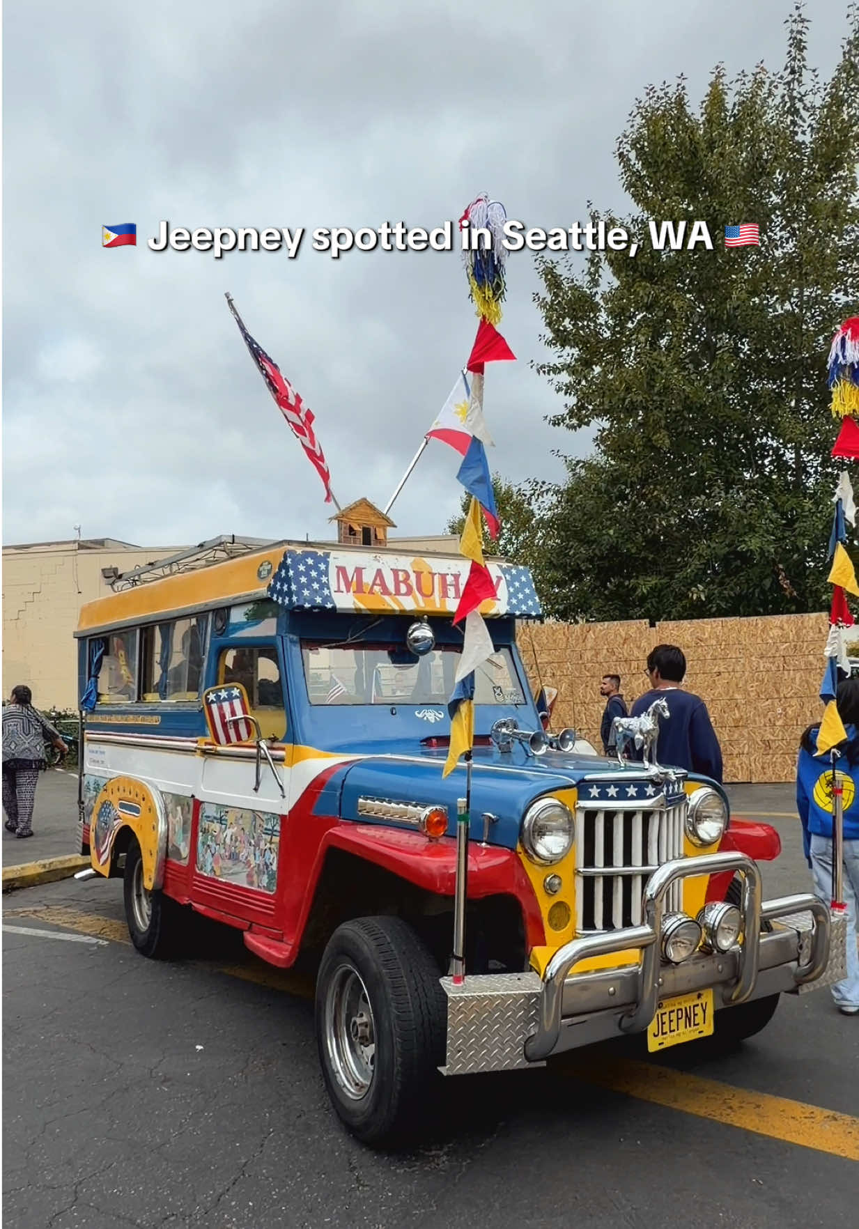 WAIT— is that a jeepney?? 😭 From EDSA to Seattle real quick! Only Filipinos will understand the FEELS 🇵🇭🫶 #jeepney #philippines #fyp 