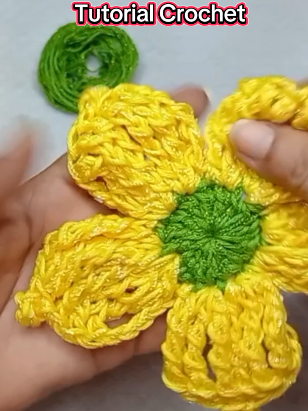 Flor de Crochet Paso a Paso para Principiantes Diestros en mi canal de YouTube #tejiendoconhildarosa #tutorial #crochet #pasoapaso 