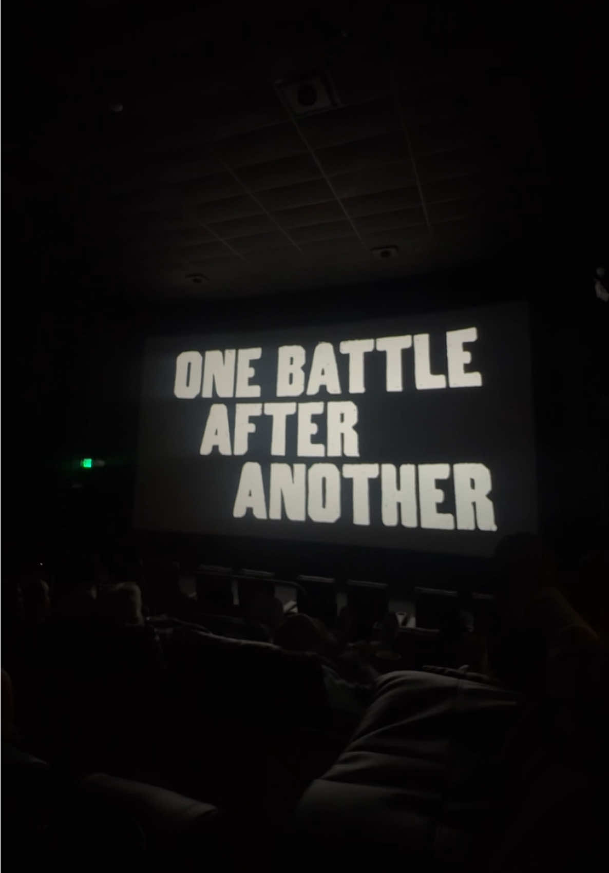 WOW!! HIGHLY recommend going to see this in theatres. 🍿🌟 RATING: 4.5 🌟 #movietheater #onebattleafteranother #filmtok #movie #film @One Battle After Another @Warner Bros. 