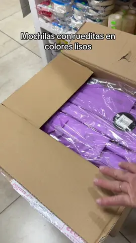 Mochilas con rueditas en colores lisos #mochilas #unboxingvideo 