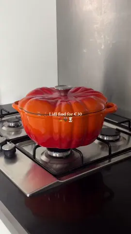 For the autumn girlies 😍🍁🤎  @Lidl Nederland  #lidl #pumpkin #pan #pumpkinpan #storefind