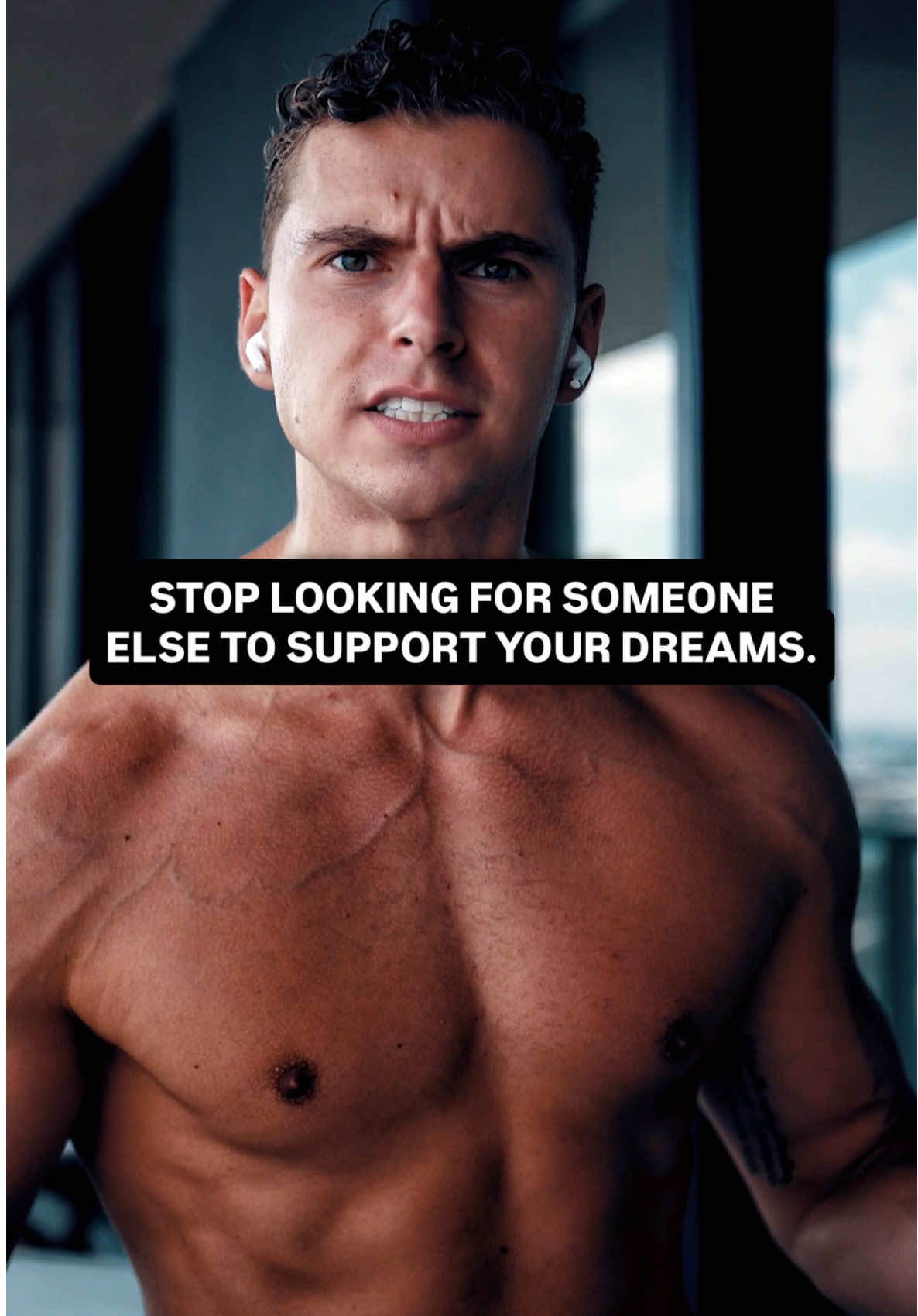 It’s your life, not theirs…  . #motivation #noapprovalneeded #gymmotivation #lockin 
