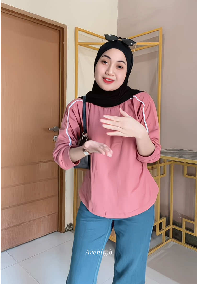 Baju Atasan wanita cakep polll 🙌😍#promoseruweekend #atasan #atasanwanita #kaos #kaoswanita 